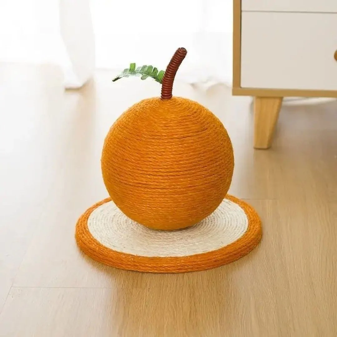 Carrot-Shaped Sisal Scratcher for Cats - Image 6