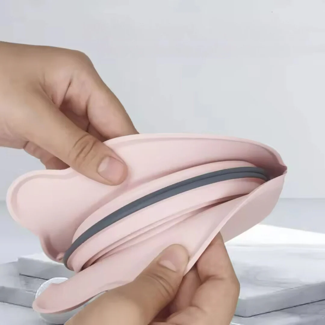 Foldable Travel Feeding Station - Image 3