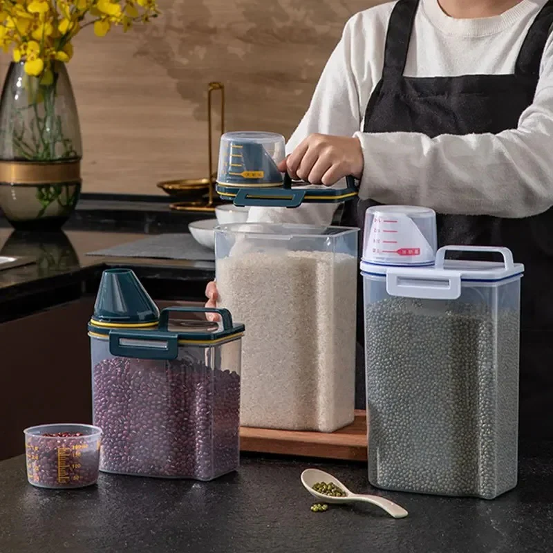 Pet Food Storage Container with Airtight Seal - Image 2