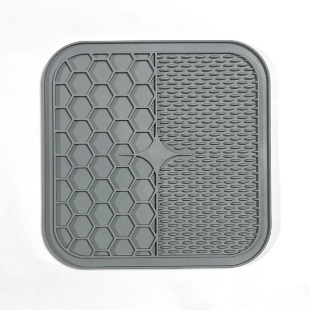 Pet Silicone Lick and Feeding Mat - Image 5
